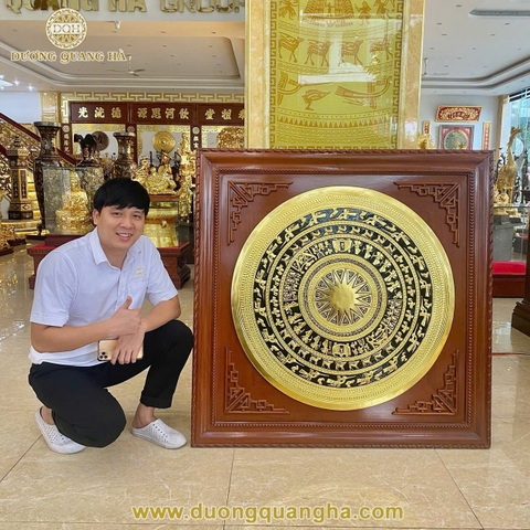 Mặt Trống Đồng Thúc Dát Vàng 90cm Khung Gụ 1m2