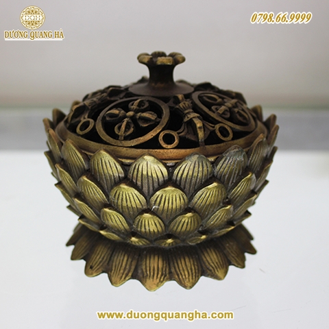 Trầm hương đồng vàng