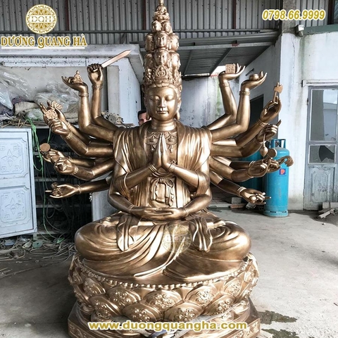 Tượng Phật Thiên Thủ Thiên Nhãn cao 2,5m