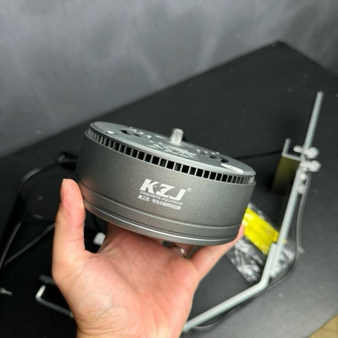 Đèn KZJ RA3 Series WRGB+UV Sẵn chân - Cho màu sắc chân thực, huyền ảo với phong cách Biotope