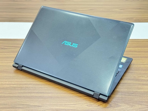Laptop Asus F560UD