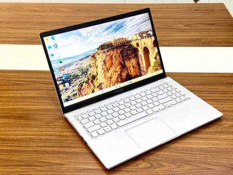 Asus VivoBook X515EA | Core i5-1135G7 | RAM 8GB | SSD 256GB | 15.6 FHD