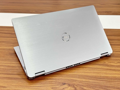 Laptop Dell Latitude 7400 2in1