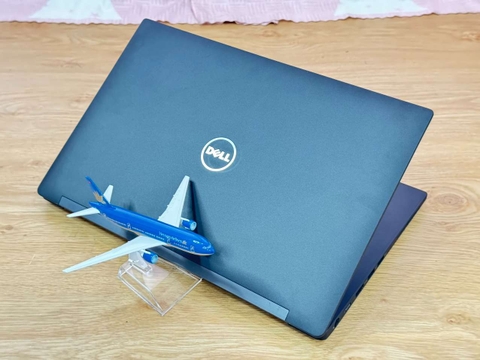 Dell Latitude 7490