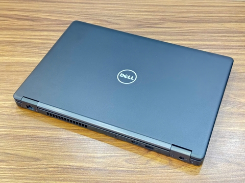 Laptop Dell Latitude E5490