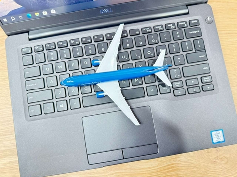 Dell Latitude 7400