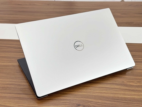Laptop Dell Precision 5540 | Xeon E-2276M | RAM 32GB | SSD 512GB | 15.6 FHD | T1000