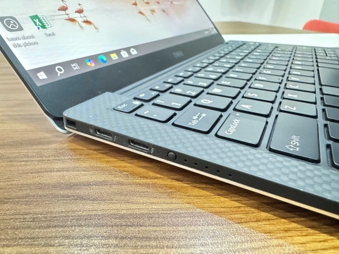 Laptop Dell XPS 13 7390