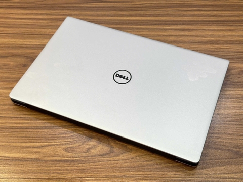 Laptop Dell XPS 9360