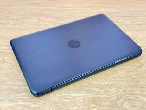 Laptop HP 15-AY526TU - Core i3-6006U - RAM 4GB - SSD 128GB - 15.6 INCH