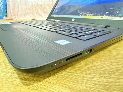 Laptop HP 15-AY526TU
