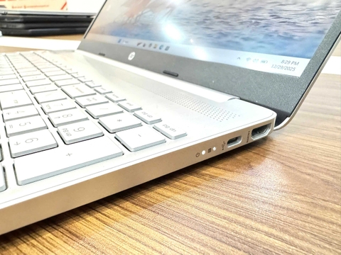 HP 15s-fq | Core i7-1255U | RAM 16GB | SSD 512GB | 15.6 FHD