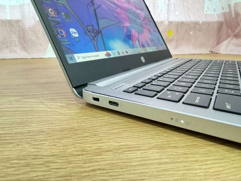 Laptop HP 240 G8 - Core i3-1005G1 - RAM 8GB - SSD 256GB - 14.0 INCH