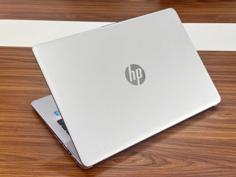 Laptop HP Notebook 240 G8