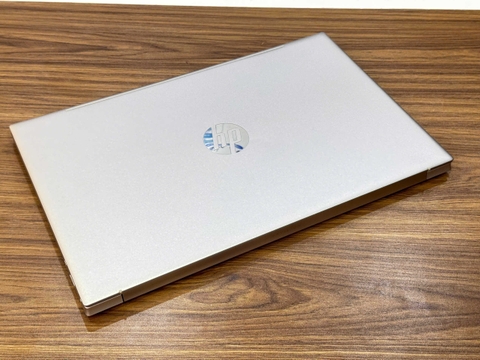 Laptop HP Pavilion 15-eg2088tu