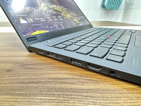 Laptop Lenovo ThinkPad X1 GEN 7