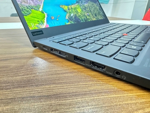 Laptop Lenovo ThinkPad X1 Carbon Gen 7