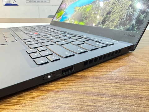 Laptop Lenovo ThinkPad X1 Carbon Gen 7
