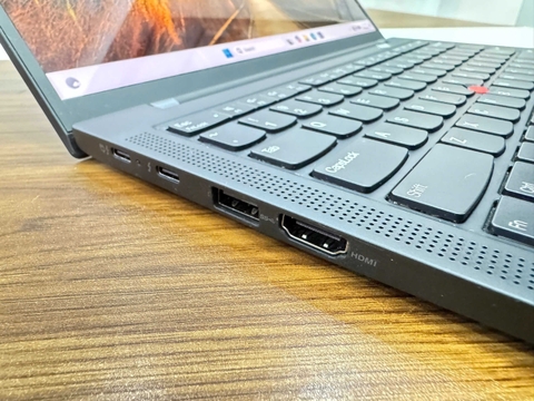 ThinkPad X1 Carbon Gen 9 | Core i7-1185G7 | RAM 32GB | SSD 512GB | 14.0 UHD