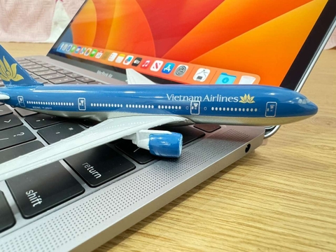 Macbook Air Retina 13 Inch 2019 - Core I5-1.6 GHz - RAM 16GB - SSD 256GB - GRAY