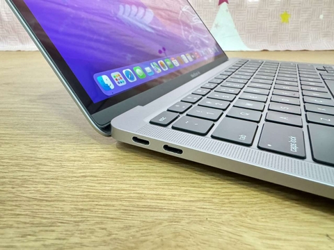 Macbook Air Retina 13 Inch 2020