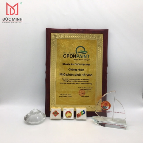 Quà Tặng Vinh Danh