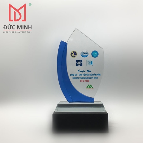 Quà tặng biểu trưng pha lê