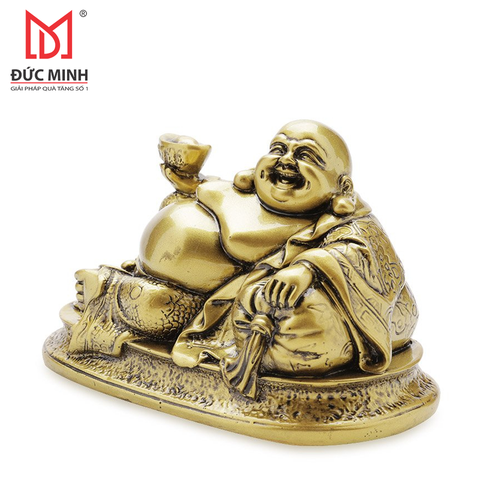 Tượng Phật Di Lặc cầm thỏi vàng