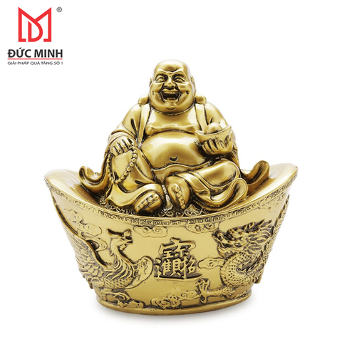 Tượng Phật Di Lặc ngồi trên thỏi vàng