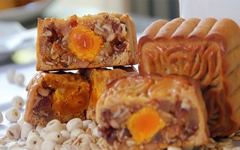 Xu hướng độc, lạ trong nguyên liệu bánh Trung Thu handmade