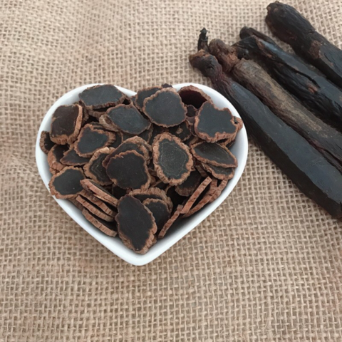 Trẻ em mấy tuổi thì được dùng Hắc sâm?