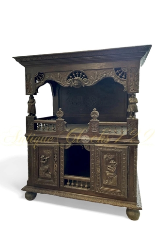 Tủ bày Pháp gỗ sồi đục chạm 3 mặt.