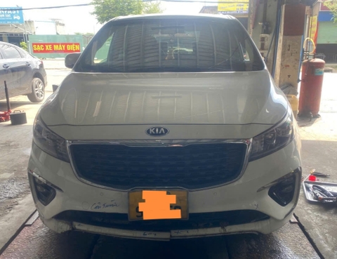 Thông số kỹ thuật Kia Sedona 2.2 AT 2018