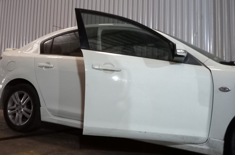 Cách trị bệnh "Cửa ô tô kêu cót két"