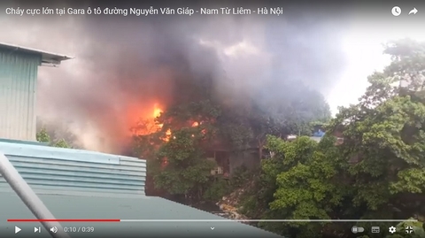 Cháy cực lớn tại Xưởng Gara Ô Tô Địa chỉ: 318 đường Nguyễn Văn Giáp - Nam Từ Liêm - Hà Nội