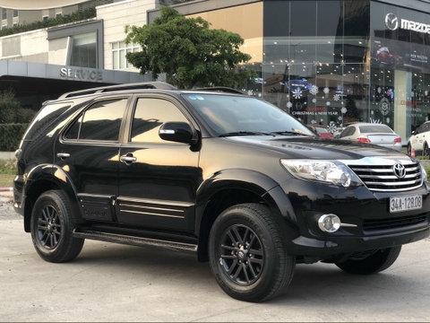 Giá xe Toyota Fortuner 2015 cũ Tháng 05/2021
