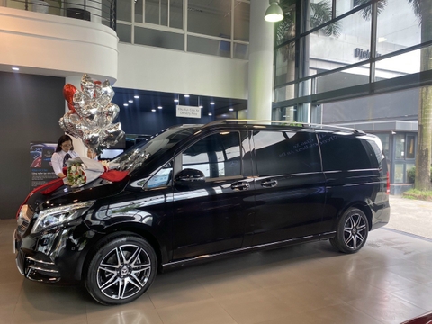 Xe Mercedes V250 2021