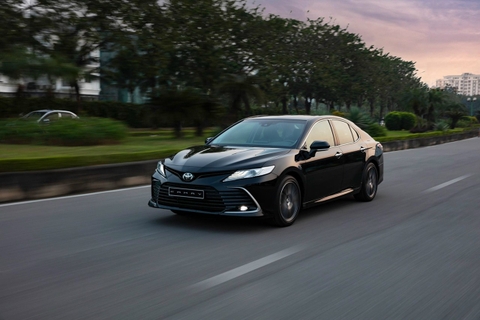 Lộ diện thông tin mới nhất về xe Toyota Camry 2.0 Q 2022
