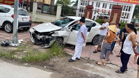 Lại là nữ tài xế lái xe Mazda 3 gây tai nạn