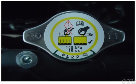 Cấu tạo, Nguyên lý hoạt động và tác dụng của nắp két nước