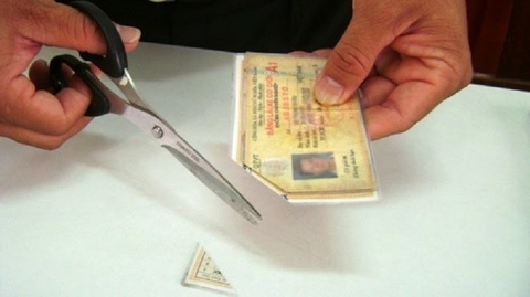 Những trường hợp thu hồi bằng lái xe hạng F, FC, FE