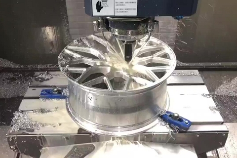 Phay lazang ô tô là gì ? Có nên phay không? Chi phí bao nhiêu? Địa chỉ nào uy tín?