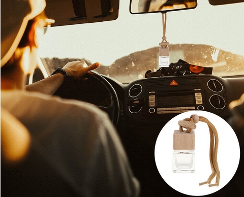 Tinh dầu treo xe ô tô: Công dụng? Các loại? Chọn nước hoa hay tinh dầu?