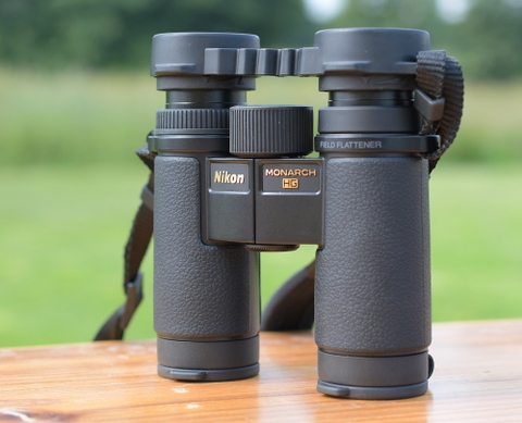 Ống nhòm Nikon Monarch HG 8x42 - CHÍNH HÃNG