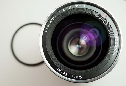 Carl Zeiss 35mm F1.4 ZF2 - Mới 95%