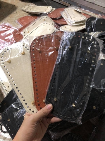 Tấm đế da pu đục lỗ 10x22cm (40k/cái)