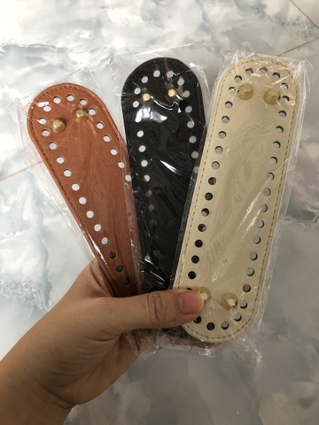 Tấm đế da pu đục lỗ 5x18cm (30k/tấm)