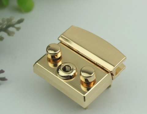 Khóa Bấm FL nhỏ 60k/ cái