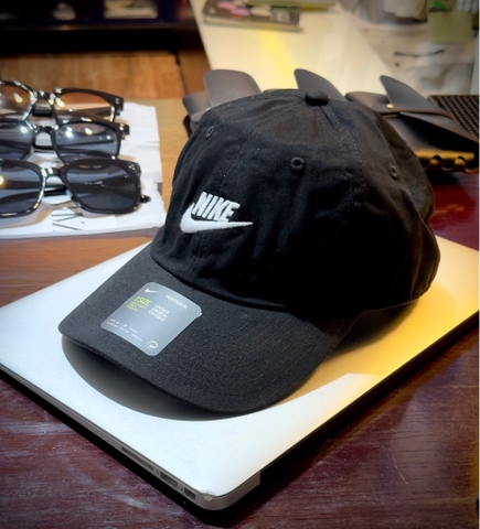 NÓN NIKE BLACK/W UNISSEX