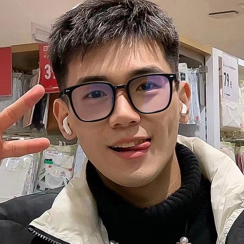 KÍNH CẬN ĐEN 001